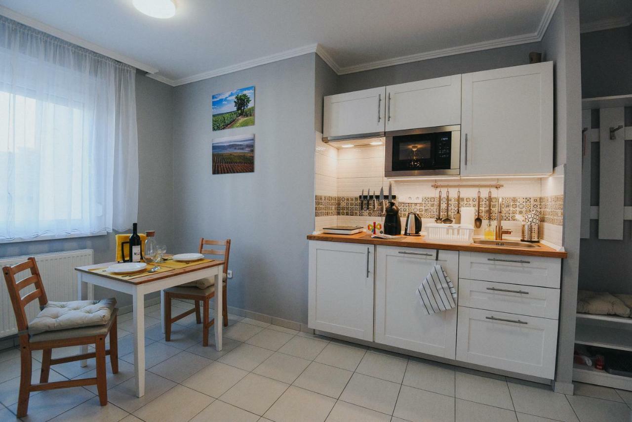 אגר Vitalis Apartman מראה חיצוני תמונה