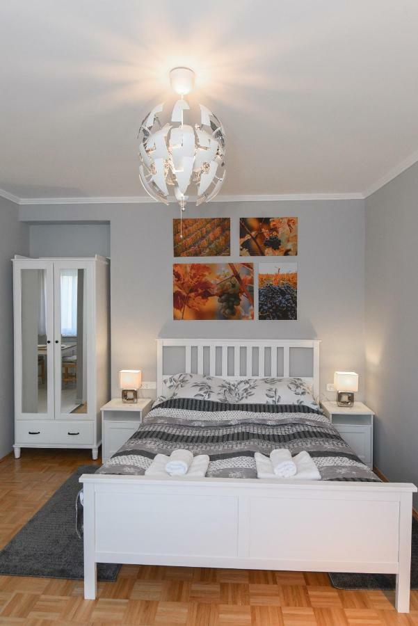 אגר Vitalis Apartman מראה חיצוני תמונה